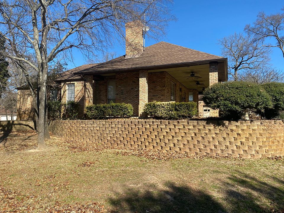 1st image of 148 Pinehurst Dr