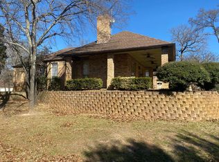 148 Pinehurst Dr, Mabank, TX 75156