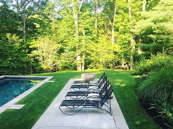 3rd image of 3 Spyglass Ln