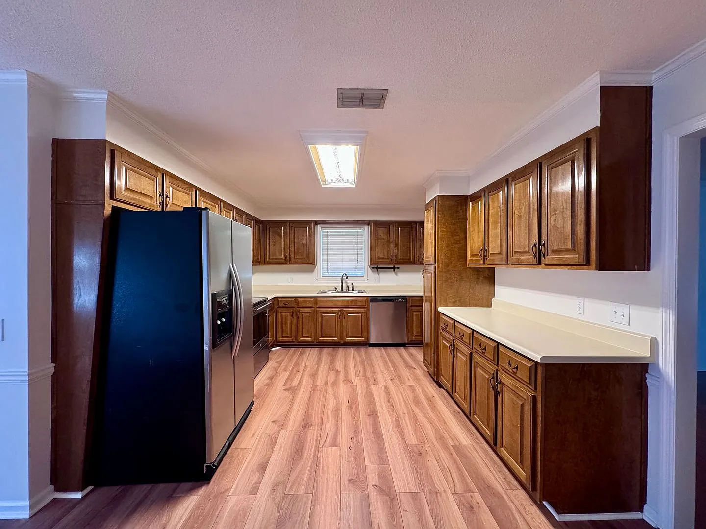 1310 Old Summerville Rd — Photo 2
