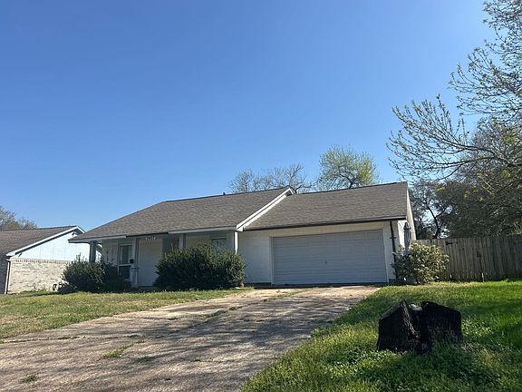 4th image of 2407 Nelwood Dr