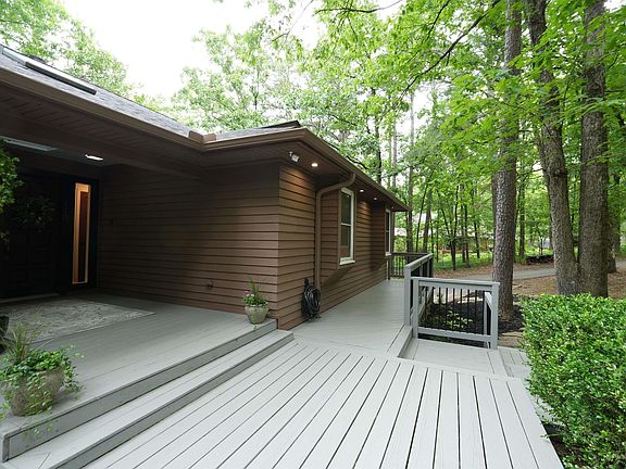 4th image of 110 Evergreen Estates Dr