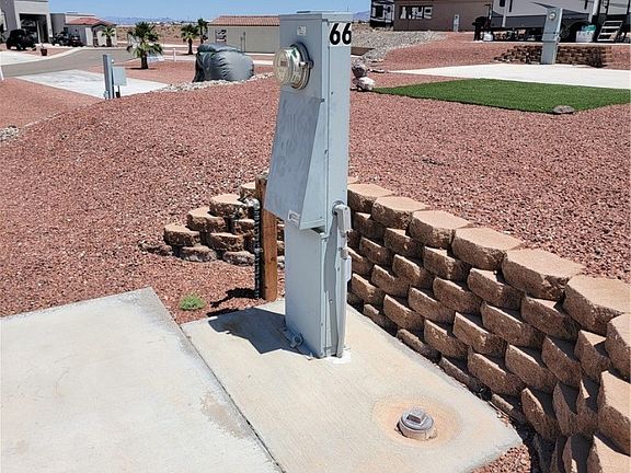 3rd image of 2343 Cortez Lane