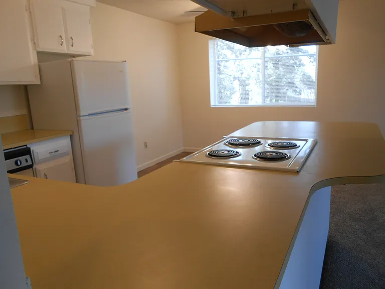 1244 NE 4th St #9 — Photo 17