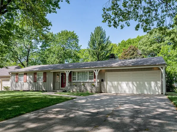 6350 Maple Dr, Mission, KS 66202