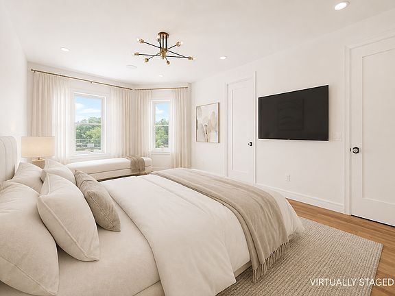 5th image of 249 Cooper St #2