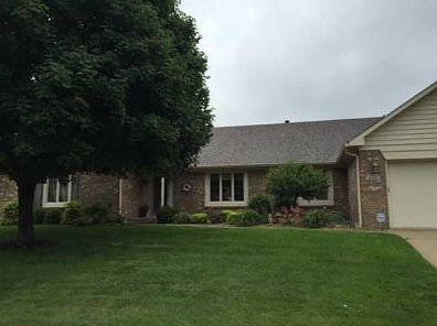 2nd image of 933 Creekside Ln