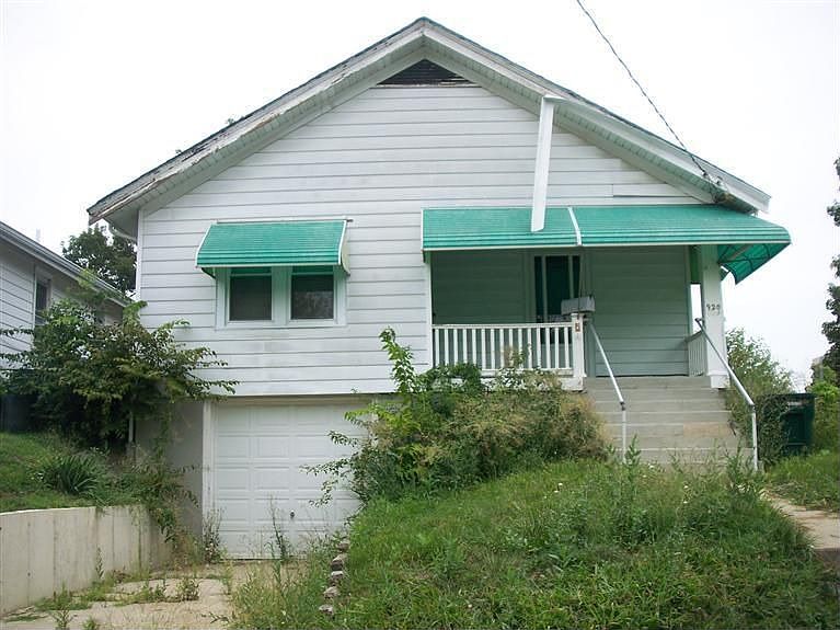 1st image of 920 Chateau Ave