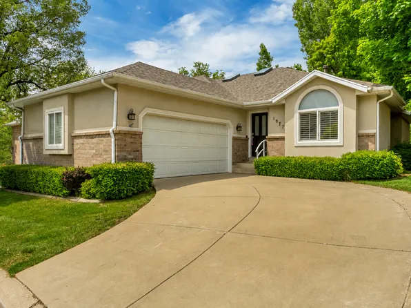 1077 E Brook Cir, Kaysville, UT 84037