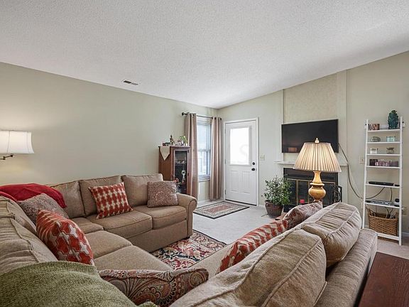 4th image of 1291 Worthington Creek Dr