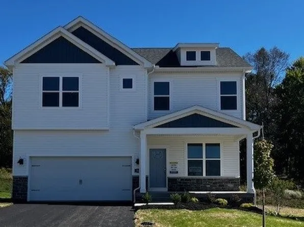 348 Leslie Farms Dr, Connoquenessing Boro, PA 16033