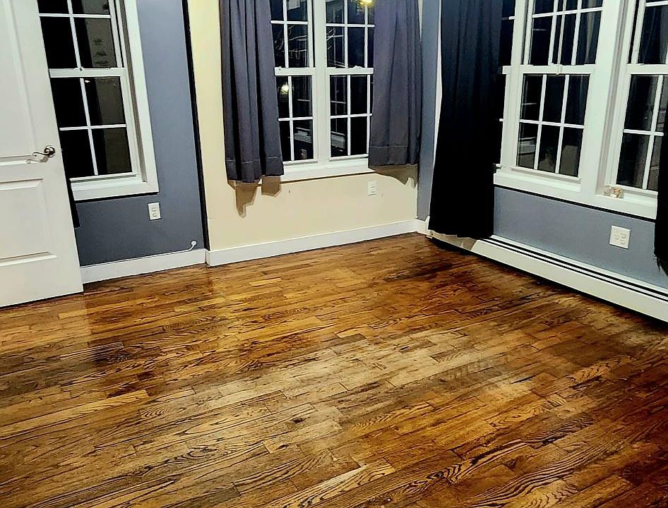 1st image of 10212 89th Ave #2
