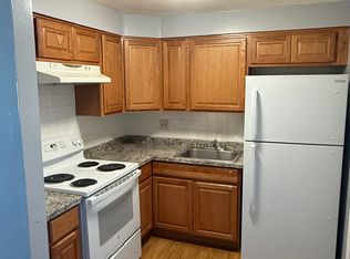 90 Ford St APT 11, Lynn, MA 01904