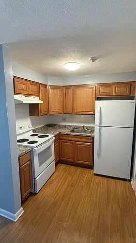 90 Ford St Photo 1