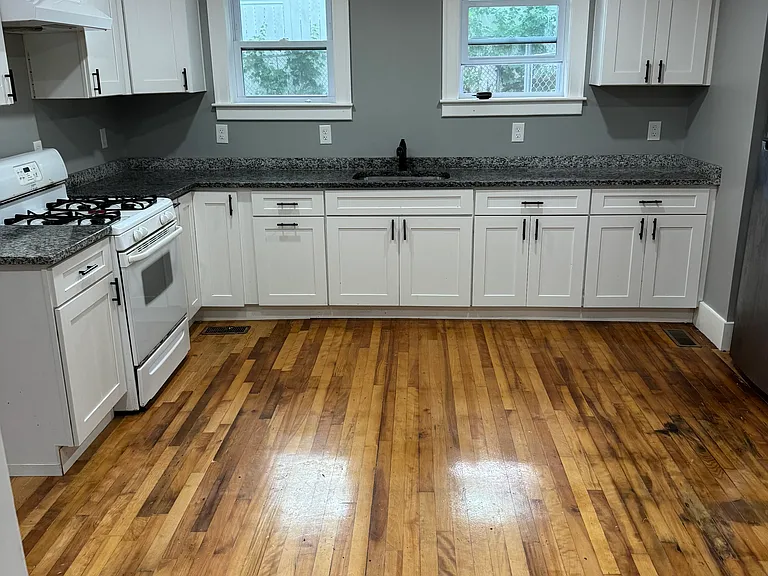 108 Illinois St #1 — Photo 9