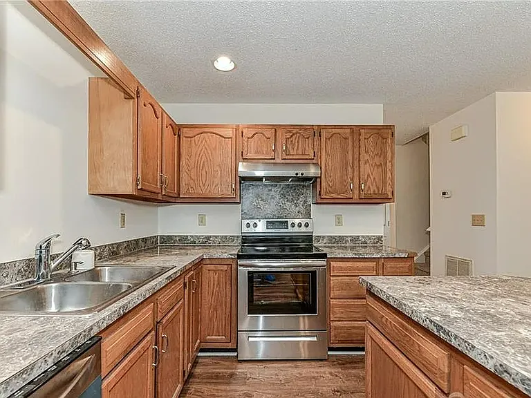 3640 Huyton Ct — Photo 15