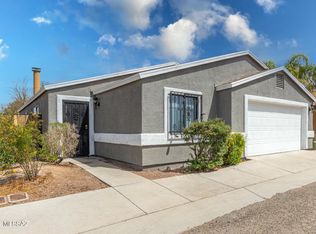 432 E Geronimo Bluff Loop, Tucson, AZ 85705