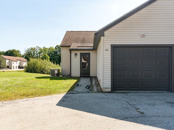 22 Dustin Homestead, Rochester, NH 03867