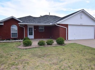 4512 SW Parkway Dr, Lawton, OK 73505
