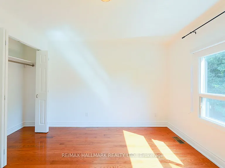 527 Craven Rd — Photo 21