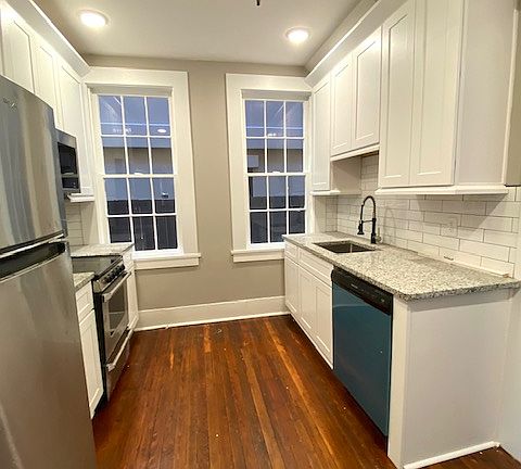 3rd image of 414-420 W Wayne St #416