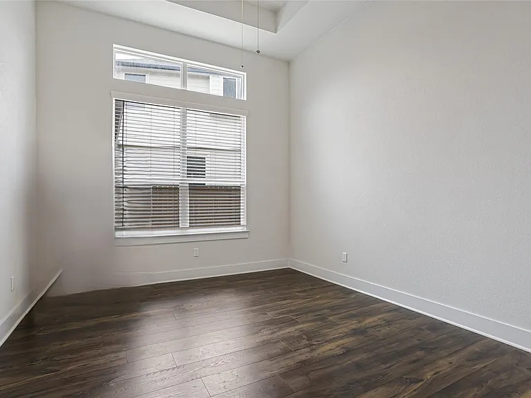 6721 Empresa Dr — Photo 37