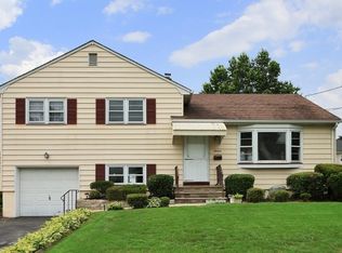 16 Cutler Pl, Clark, NJ 07066