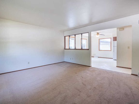 2nd image of 1228 S Grandview Blvd #1230