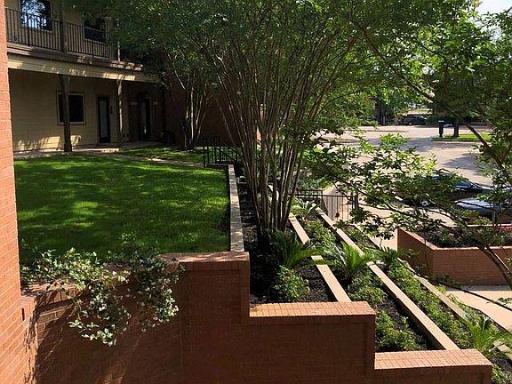 5th image of 2402 Broadmoor Dr APT 4203