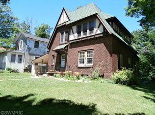 115 E Pine St, Albion, MI 49224