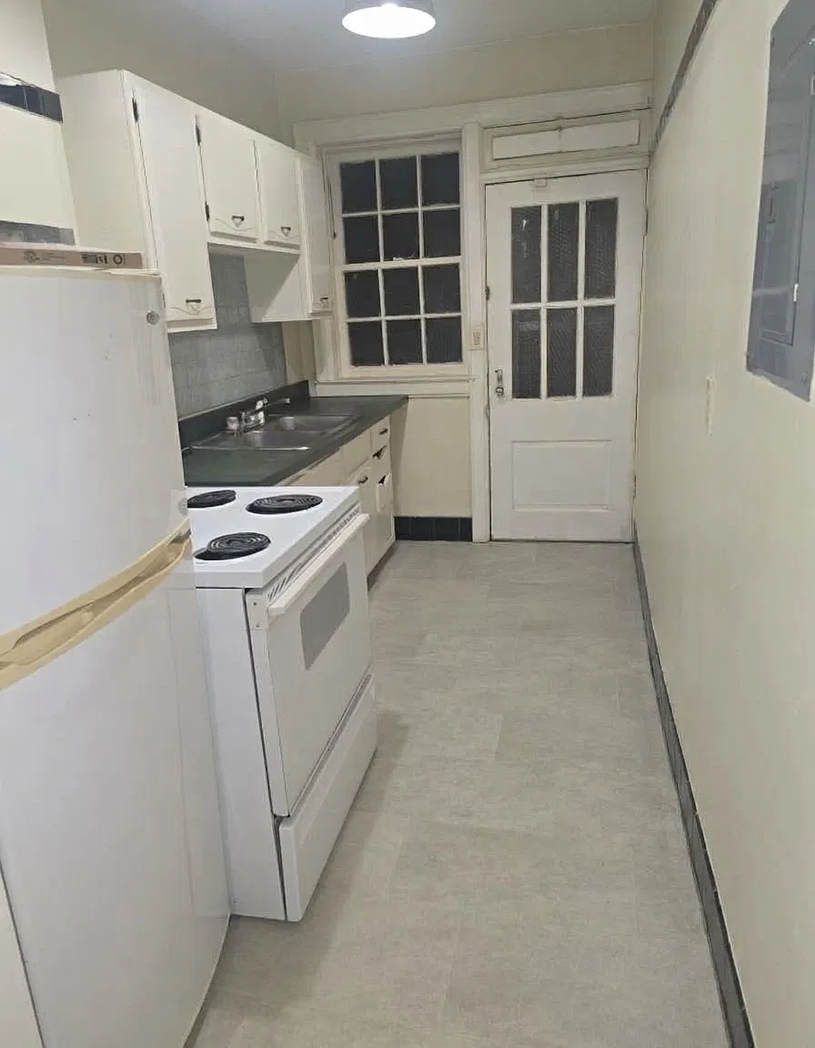 2 bed, 1000 sqft, $1,000 — Photo 1