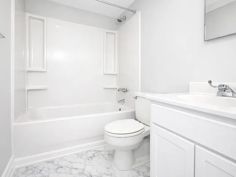 Bellwood Haven Apartment Community — Photo 6