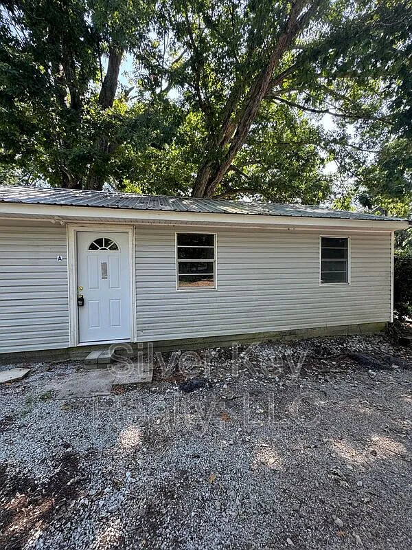 1 bed, 1.0 bath, $795 — Photo 1