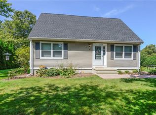 31 Debbie Rd, Middletown, RI 02842