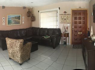 4215 SW 98th Ct, Miami, FL 33165