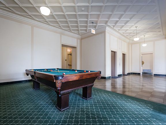 5th image of 5107 S Blackstone Ave APT 1002