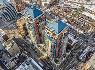 910 S 5th Ave SW #1402, Calgary, AB T2P0C3