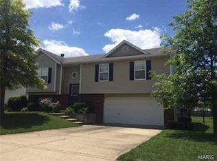 17 Ashbrooke, Troy, IL 62294