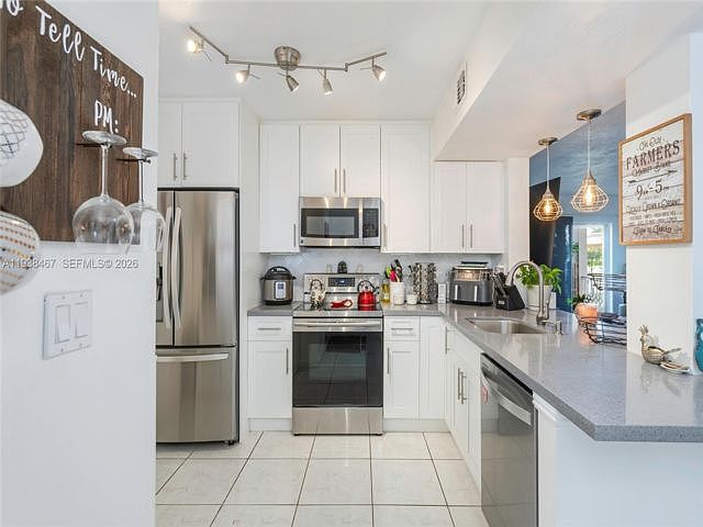 1st image of 15761 SW 137th Ave APT 104