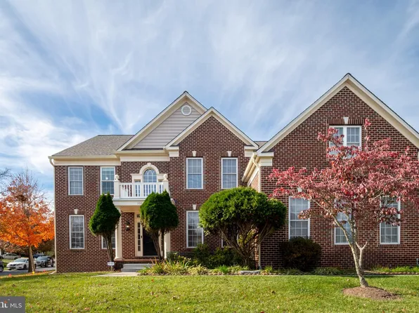 10047 Fall Rain Dr, Laurel, MD 20723