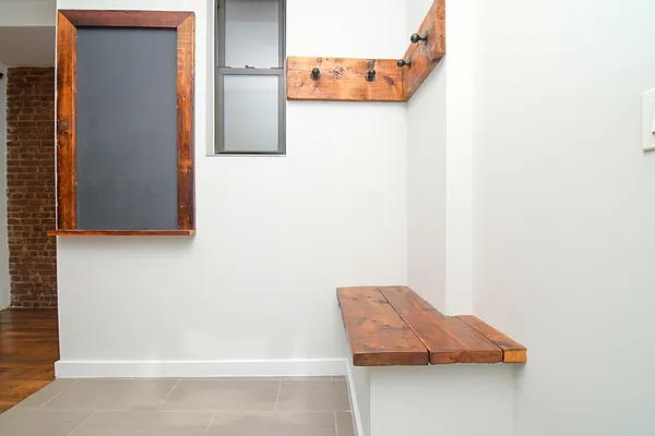 Rented by Compass | media 31