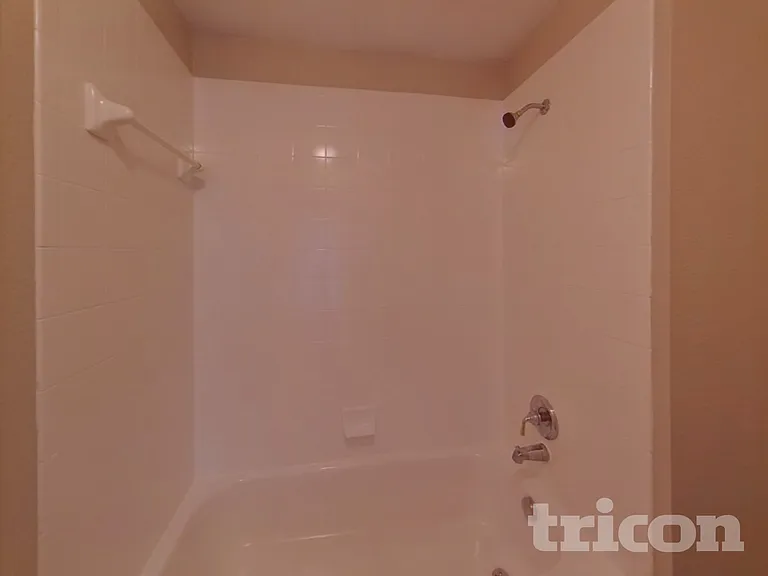 4504 Vista Meadows Dr — Photo 15