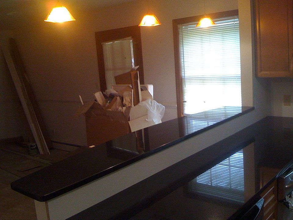 Bar Countertop/Pendant Lighting