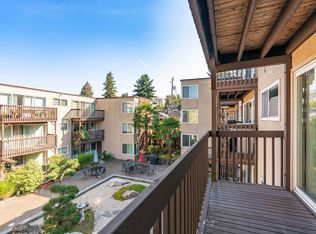 Aladdin Apartments on Greenlake, Seattle, WA 98115