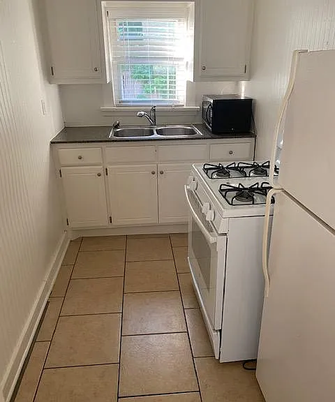 319 Keith St — Photo 6