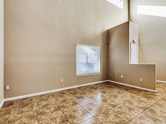4th image of 10480 Tuscany Rose Ct