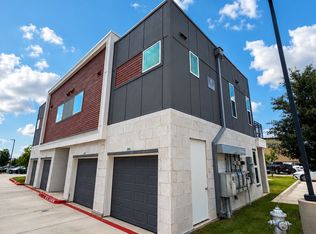 211 W Canyon Ridge Dr, Austin, TX 78753