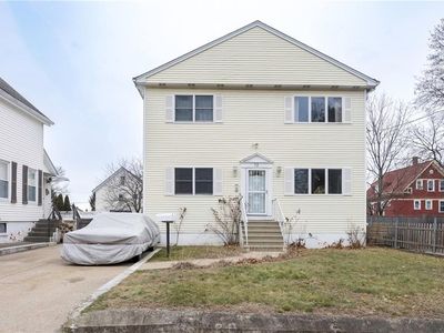 72 Hillside Ave, Providence, RI, 02906