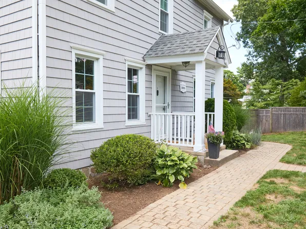 21 Clinton Avenue, Westport, CT 06880