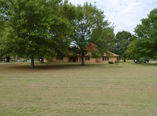 1812 Fisherman Ln, Durant, OK 74701